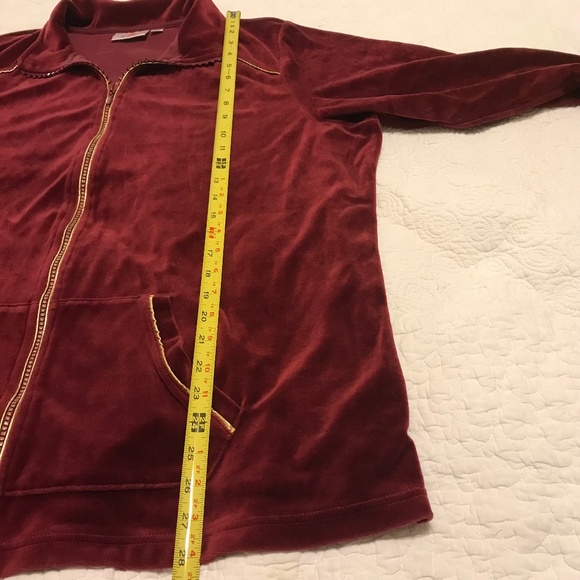 QF maroon velour long sleeved zip-up collared jacket with rhinestone zipper (2X) - Picture 13 of 16